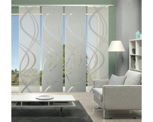 Salon avec rideaux coulissants à motif ondulé