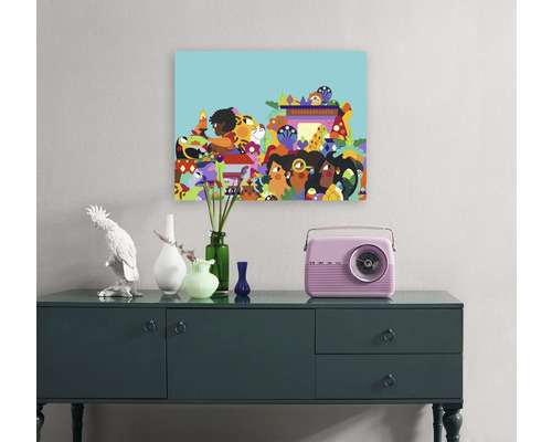 Toile décorative avec un design abstrait au-dessus d''un placard
