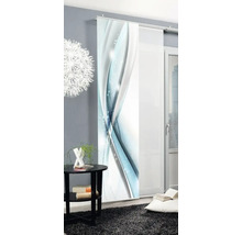 Panneau de rideau coulissant décoratif avec un design abstrait dans une pièce à vivre.