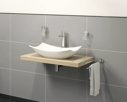 Plan de toilette avec vasque à poser, robinet, distributeur de savon, gobelet à brosse à dents et porte-serviettes