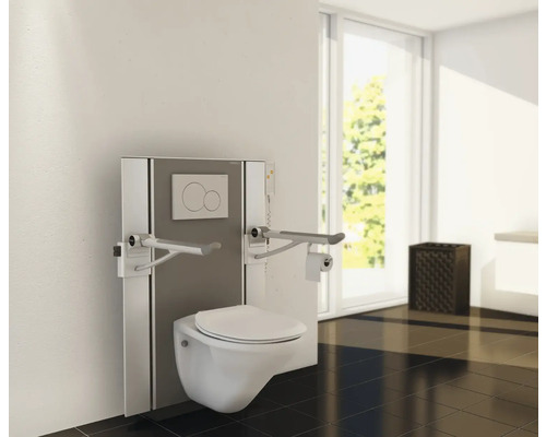 Barrierefreies Badezimmer mit Wand-WC mit Haltegriffen