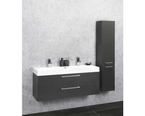 Salle de bains avec meuble sous-lavabo, double vasque et armoire haute