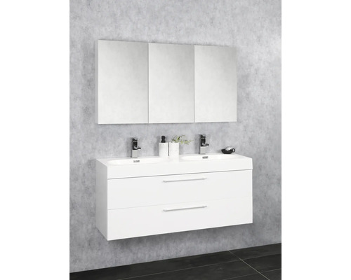 Salle de bains moderne avec double vasque, miroir et deux tiroirs