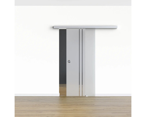 Schiebetür aus Glas mit linearem Design vor einer weißen Wand