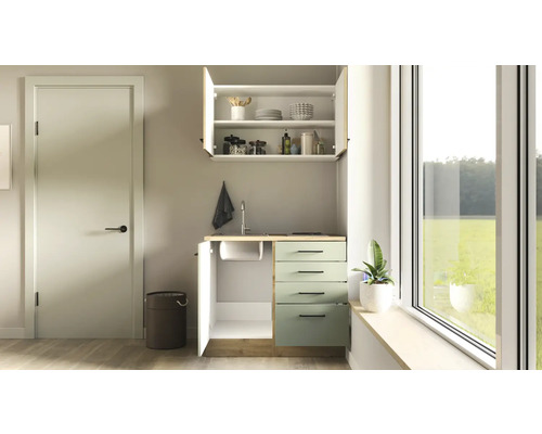 Petite kitchenette avec évier, placards et tiroirs