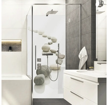 Modernes Badezimmer mit Duschkabine, Waschtisch und Dekoration