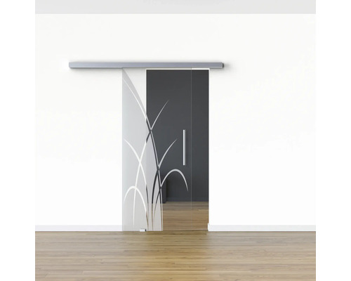 Glasschiebetür mit Designelementen in einem hellen Raum.