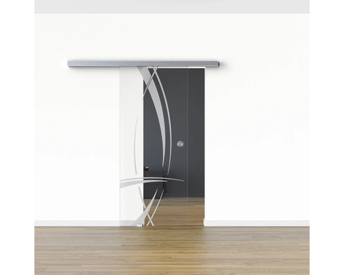 Glasschiebetür mit abstraktem Muster vor einer Wand