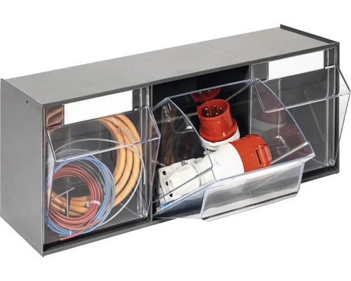 Schubladenregal mit Kabeln und Steckern