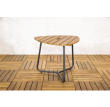 Holz Gartentisch mit Metallbeinen