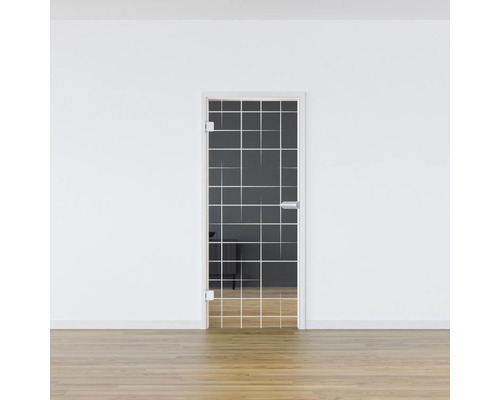 Porte en verre avec motif quadrillé dans une pièce lumineuse