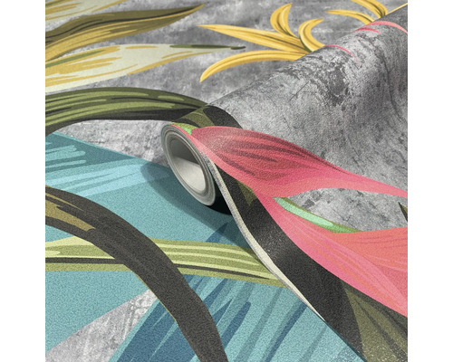 Un rouleau de papier peint avec un motif floral.