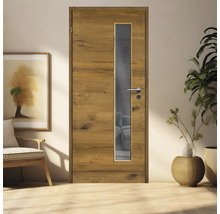 Holztür mit Glaseinsatz in einem Wohnraum