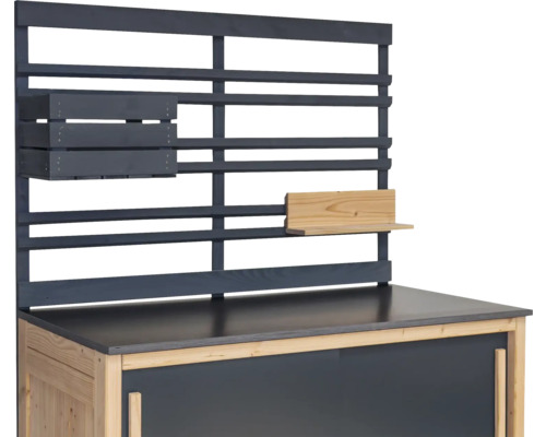 Gartentisch mit Aufbewahrungslösungen für den Aussenbereich