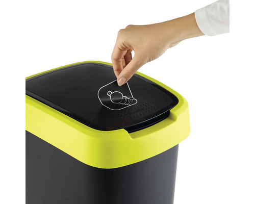 Tri des déchets: Poubelle avec symbole pour l''élimination des bouteilles en PET