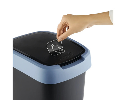 Poubelle avec autocollant pour bouteilles en PET