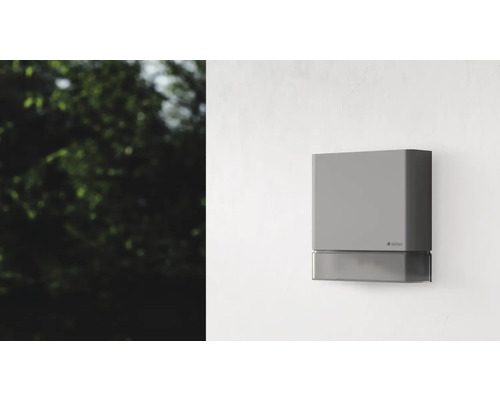 Steinels Aussenleuchte mit Bewegungsmelder an einer Hauswand