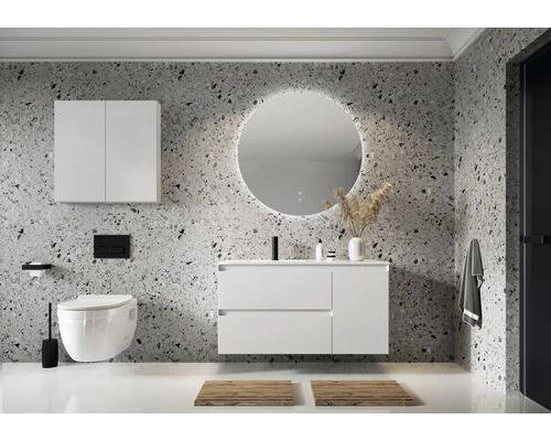 Modernes Badezimmer mit Waschtisch, Spiegel, Toilette und Schrank