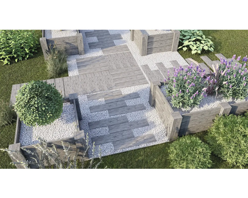 Aménagement de jardin avec allée en bois, gravier et plantes