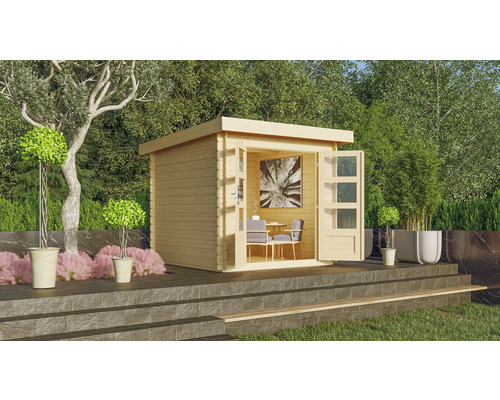 Expresshaus, Gartenhaus Karibu Flink 2 255 x 273 cm natur Modernes Gartenhaus mit geöffneten Doppeltüren, eingerichtet mit Tisch und Stühlen auf einer erhöhten Terrasse