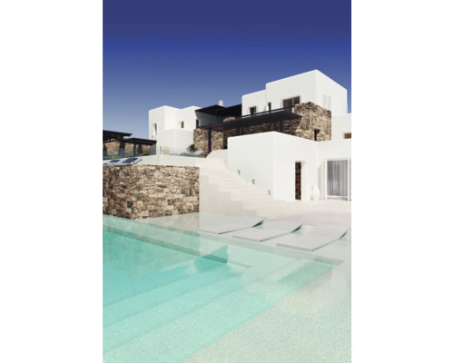 Vue extérieure d''une maison avec piscine, éléments en pierre et escaliers