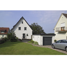 Einfamilienhaus mit Garage und gepflegtem Garten
