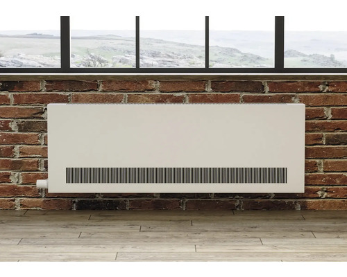 Radiateur plat sur mur de briques sous fenêtre