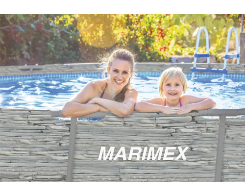 Piscine Marimex avec mère et enfant dans l''eau