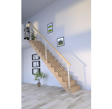 Holztreppe mit Edelstahlgeländer in hellem Raum