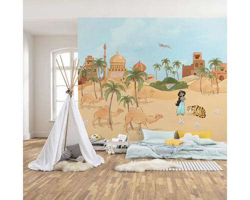 Chambre d''enfant avec papier peint désert, tipi et lit