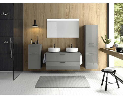 Modernes Badezimmer mit grauen Möbeln, Doppelwaschbecken und Dusche