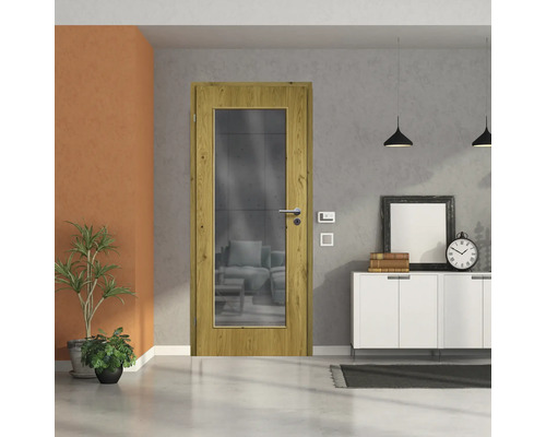 Porte en bois avec insert en verre dans un salon