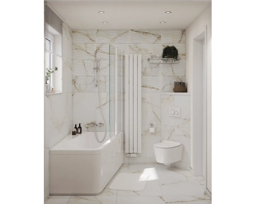 Helles Badezimmer mit Badewanne, Duschabtrennung, Heizkörper, Toilette und Marmorfliesen