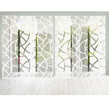 Décoration de fenêtre avec des panneaux japonais et motif abstrait