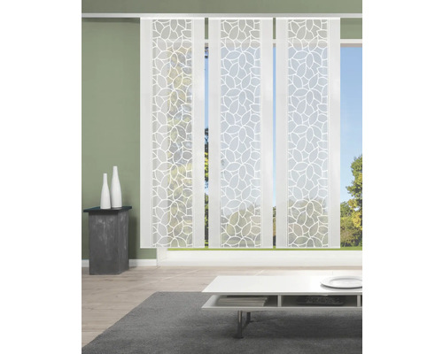 Vue d''une pièce avec des rideaux coulissants à motif de feuilles