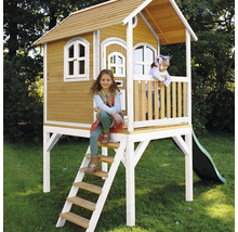 Kinderspielhaus aus Holz mit Rutsche und Treppe im Garten