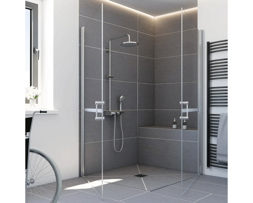Douche accessible aux personnes à mobilité réduite avec banc, douchette et pomme de tête