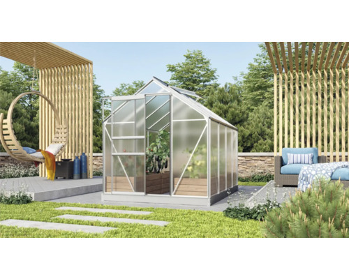 Serre de jardin avec plantes