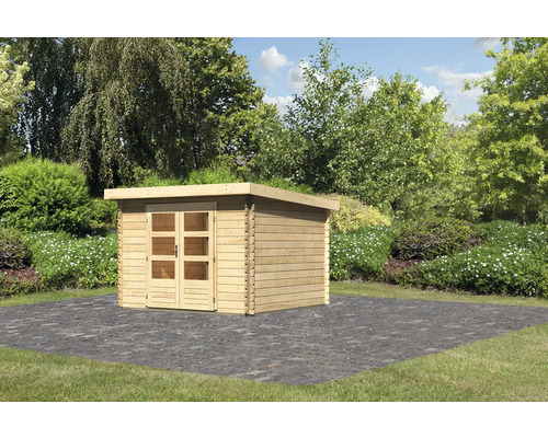 Abri de jardin en madriers Karibu Noorvik 5 297x297 cm naturel Abri de jardin en bois avec toit végétalisé et double porte devant les arbres