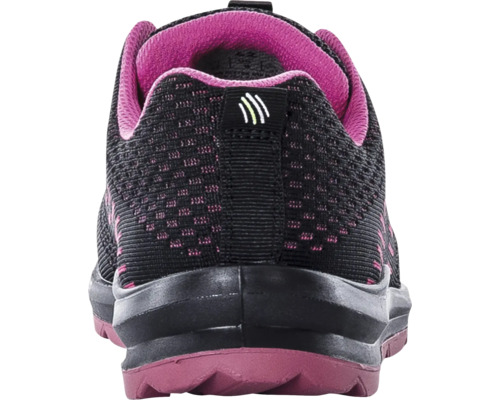 Vue arrière d''une chaussure de course noire