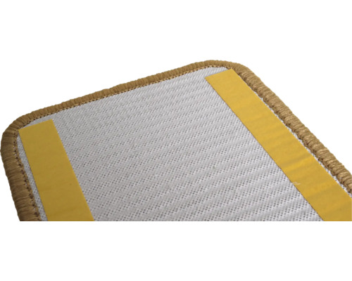 Rückseite einer Teppichfliese mit Klebestreifen