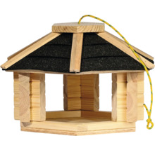 Vogelhaus aus Holz mit Seilaufhängung