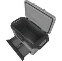 Geöffnete Kühlbox mit Schublade