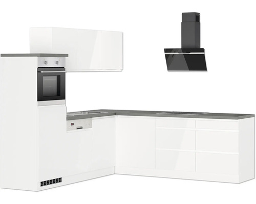 Küchenzeile mit Einbaubackofen und Dunstabzugshaube