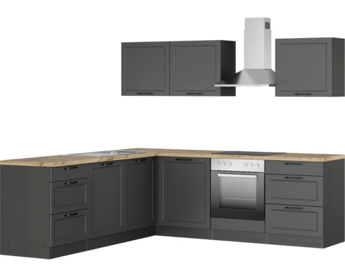 Komplette Küchenzeile mit Unterschränken, Spüle, Herd, Backofen, Dunstabzugshaube und Oberschränken