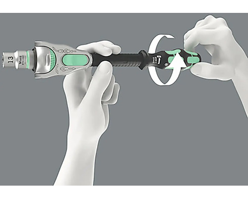 Outil Wera avec poignée rotative en main