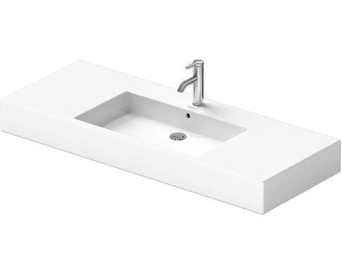 Plan de toilette avec robinetterie