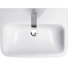 Vue de dessus d''un lavabo en céramique blanche avec robinet