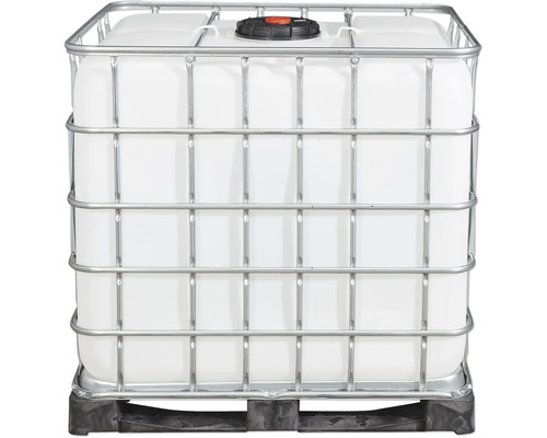 Wassertank mit Gitterbox auf Palette