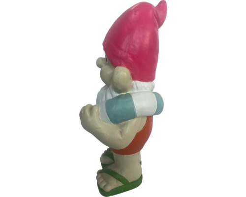 Gartenzwerg mit Badehose und Schwimmreifen